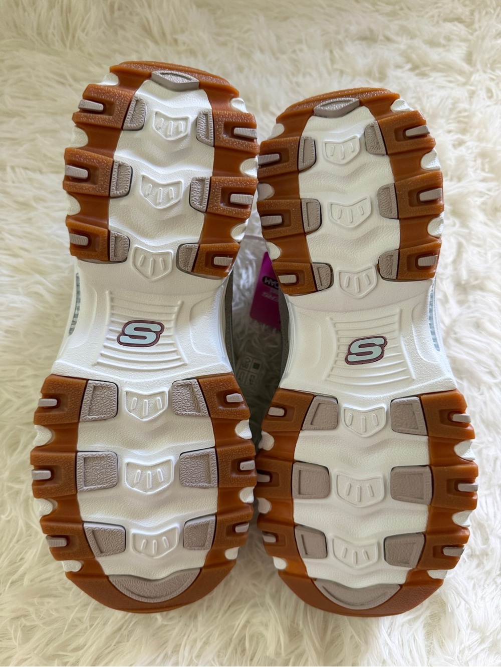Skechers D'Lites Memory Foam Sneakers - Size 7.5 - Picture 4 of 7